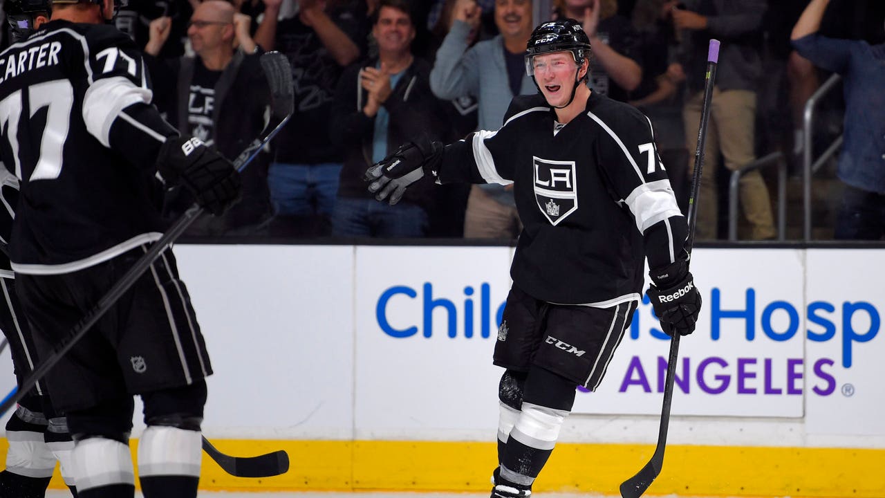 Kings beat Blue Jackets 5-2